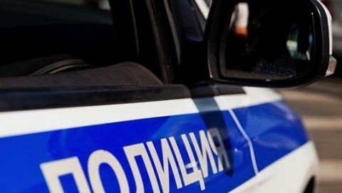 В Волгореченске сотрудники полиции уберегли пенсионера от перевода сбережений в пользу телефонных аферистов.